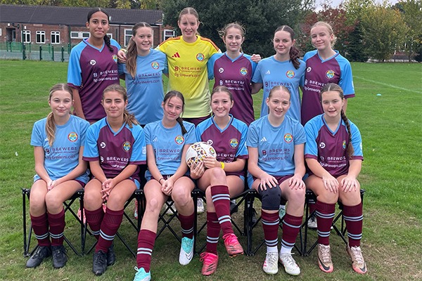 Brewers sponsors Guildford Saints Emeralds football team